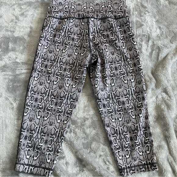 90 Degree Python Snake Print Activewear Knee Length Running Capri Size XS - Picture 3 of 7